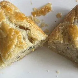 gluten free cheese & leek rolls